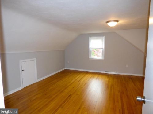 2390 Grandview Rd, York PA  17403-5109 exterior
