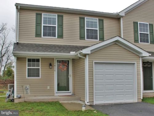 1610 Matthew Dr, York, PA 17404-8613