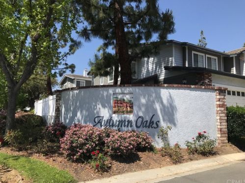 121 Autumn Oaks Ln, Glendora, CA 91741-6613