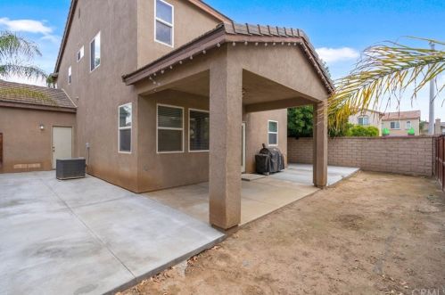 3664 Castillo De Leon, Perris, CA 92571-7350