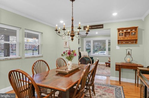 525 Park Blvd, Haddonfield NJ  08033-2938 exterior