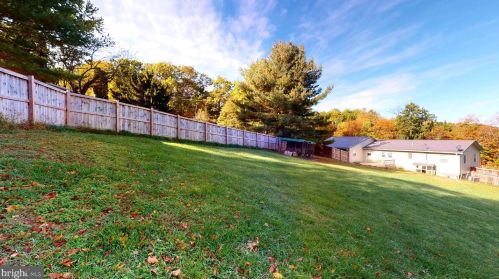 3332 Mountain Rd, Wardensville WV 26851-8279 exterior