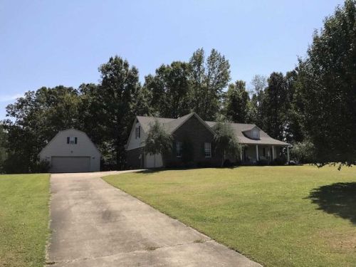 107 Elston Ln, Lexington, TN 38351-6194