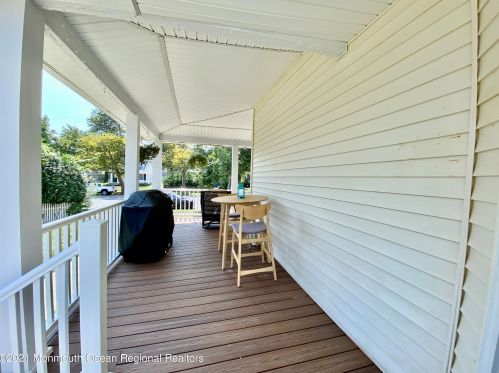 1107 2nd Ave, Tinton Falls, NJ 07712-5753