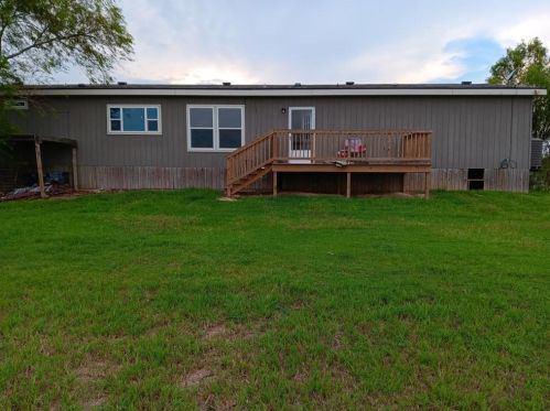 2645 Fairway Dr, Angleton TX 77515-7396 exterior