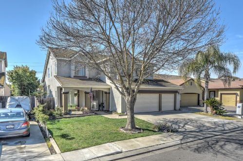 2316 Steinbeck Dr, Modesto, CA 95356-9397
