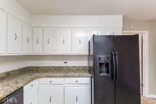 3296 Salem Rd, Conyers GA  30013-0053 exterior