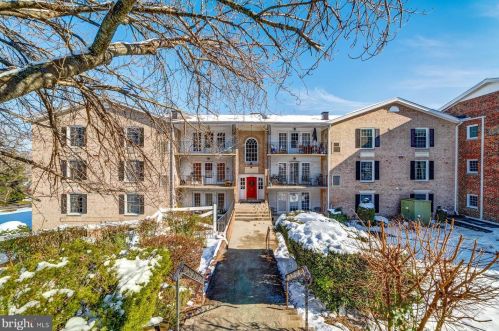 12705 Gordon Blvd, Woodbridge, VA 22192-2605