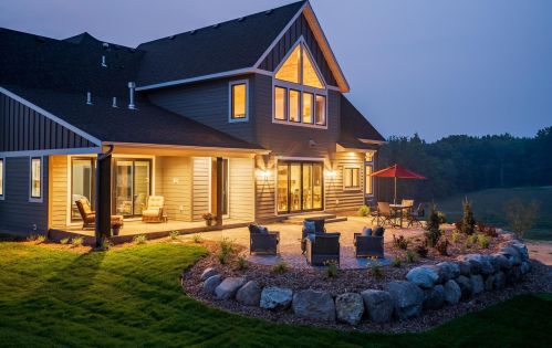 4674 204th St, Prior Lake, MN 55372-8100