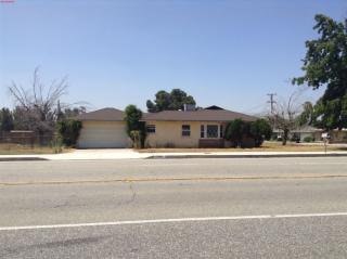 17587 San Bernardino Ave, Fontana CA  92335-6137 exterior
