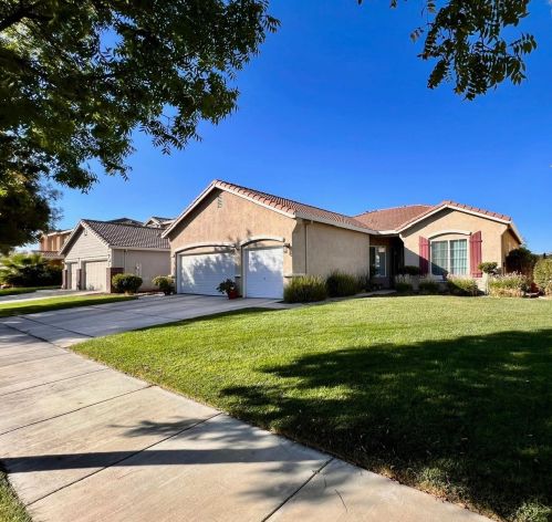 2272 Cantania Ct, Los Banos, CA 93635-6421