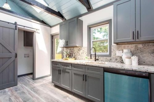 517 Hascall Rd, Atlanta GA  30309-2227 exterior
