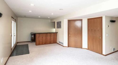 4052 Camberwell Dr, Saint Paul MN  55123-3918 exterior