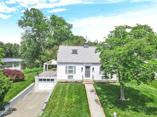 99 Monica Rd, Greenwich CT  06831-5024 exterior
