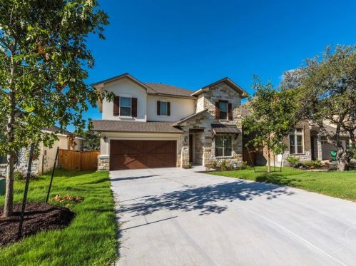 15621 Cinca Terra Dr, Austin TX  78738 exterior