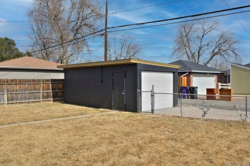 2918 Newport St, Denver CO  80207-2909 exterior