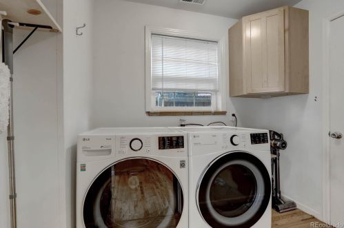 1021 Locust St, Denver CO 80222-7409 exterior