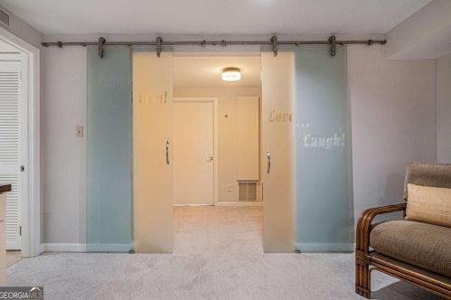 887 Berkshire Rd, Atlanta GA  30324-4929 exterior