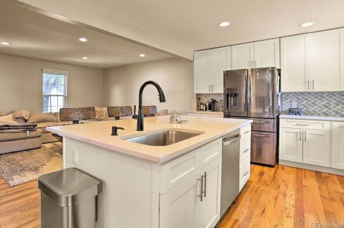 10412 Weaver Cir, Englewood CO  80111-5616 exterior