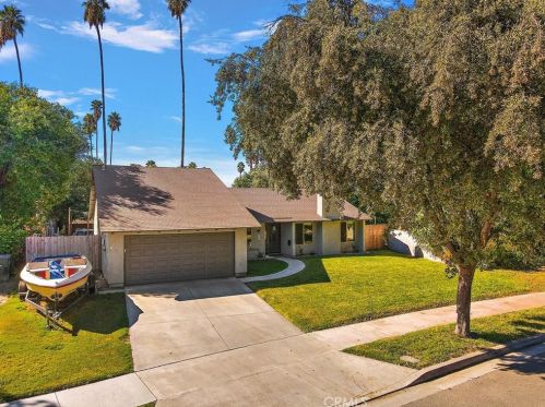 4560 Circle Lazy J Rd, Riverside CA  92501-2043 exterior