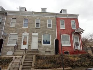 813 Locust St, Reading PA  19604-2410 exterior