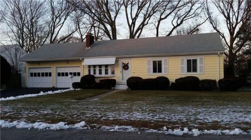 141 Gorham Ave, Warwick, RI 02886-4847