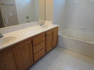 2810 Seasons Ave, Henderson NV  89074-6986 exterior