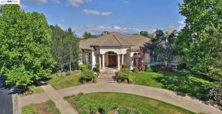 964 Piemonte Dr, Pleasanton, CA 94566-2139
