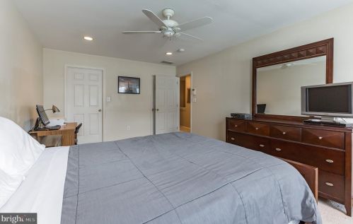 6507 Coventry Way, Mount Laurel NJ  08054-6828 exterior