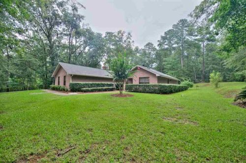 9305 Old Chemonie Rd, Tallahassee, FL 32309-7477