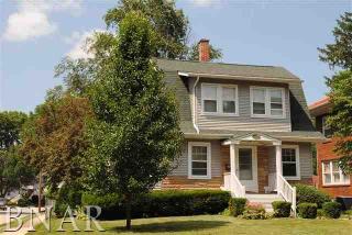 1802 Jackson St, Bloomington, IL 61701-5663