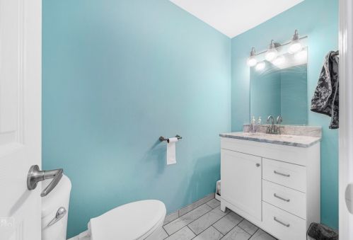 7795 Nordica Ave, Niles IL  60714-3311 exterior