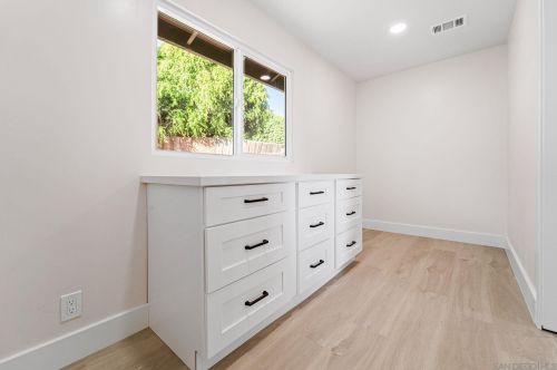 252 Plumosa Ave, Vista CA  92083-8022 exterior