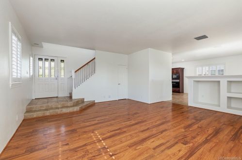91-1443 Wahane St, Kapolei, HI 96707