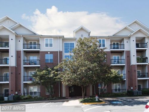 1570 Spring Gate Dr, Mc Lean VA  22102-3428 exterior