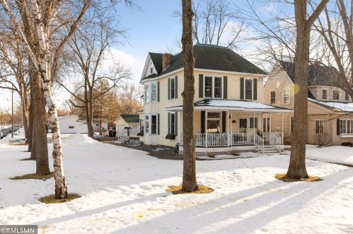 607 13th St, Hastings, MN 55033-2603