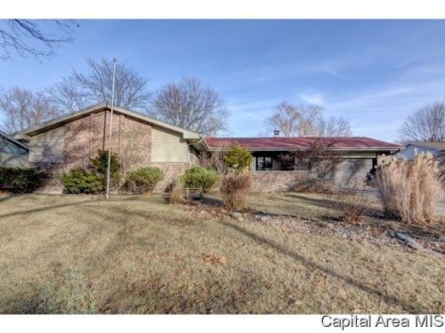3112 Temple Dr, Springfield, IL 62704-5425
