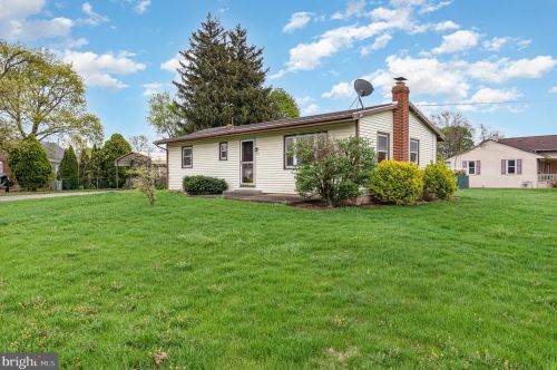 6101 Jerome Blvd, Harrisburg, PA 17112-1800