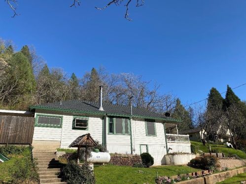 2913 Bedford Ave, Swansboro Country, CA 95667-4604