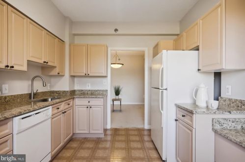 3005 Leisure World Blvd, Silver Spring MD 20906-8338 exterior