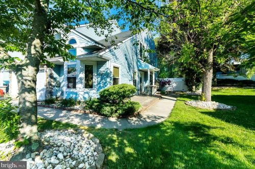 82 Pondview Ln, Erial, NJ 08081-4222