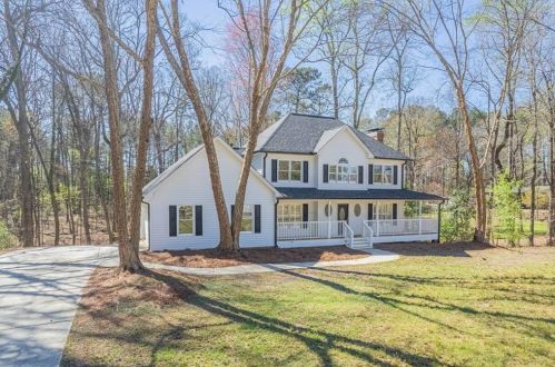 2238 Eastwood Dr, Lithonia, GA 30078-2616