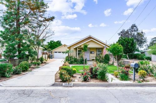 3580 Harding St, Riverside CA  92506-2636 exterior