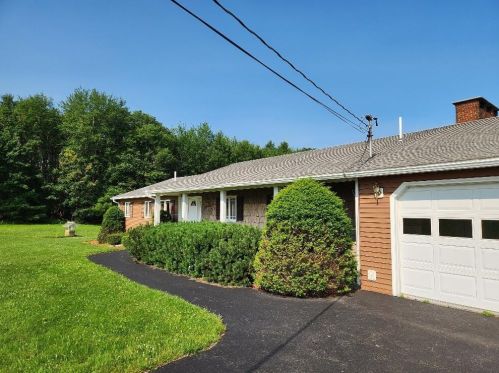 353 Dow Rd, Orrington, ME 04474-3540