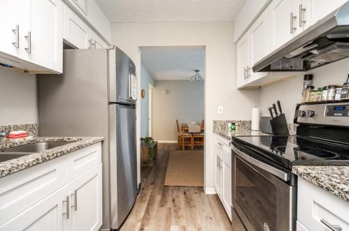 1535 Terrell Mill Pl, Marietta, GA 30067-6093