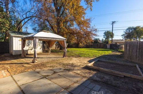 573 White Ave, Chico, CA 95926-1243