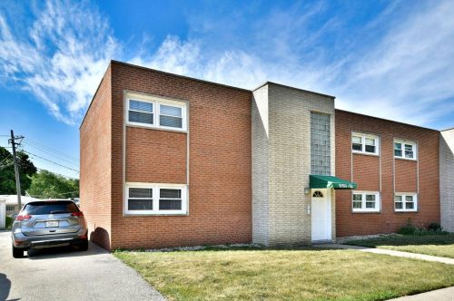 6152 Rosedale Ave, Chicago, IL 60646-5345