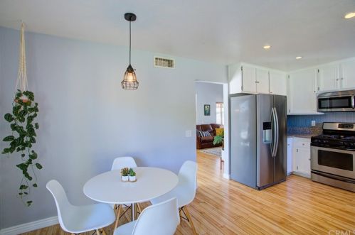 3071 Wicklow Dr, Riverside CA  92503-5806 exterior