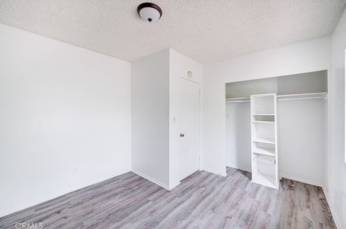 724 Acacia Ave, Glendale CA  91205-3006 exterior