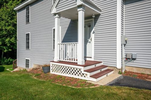 85 Barbara Ln, Hudson, NH 03051-3769